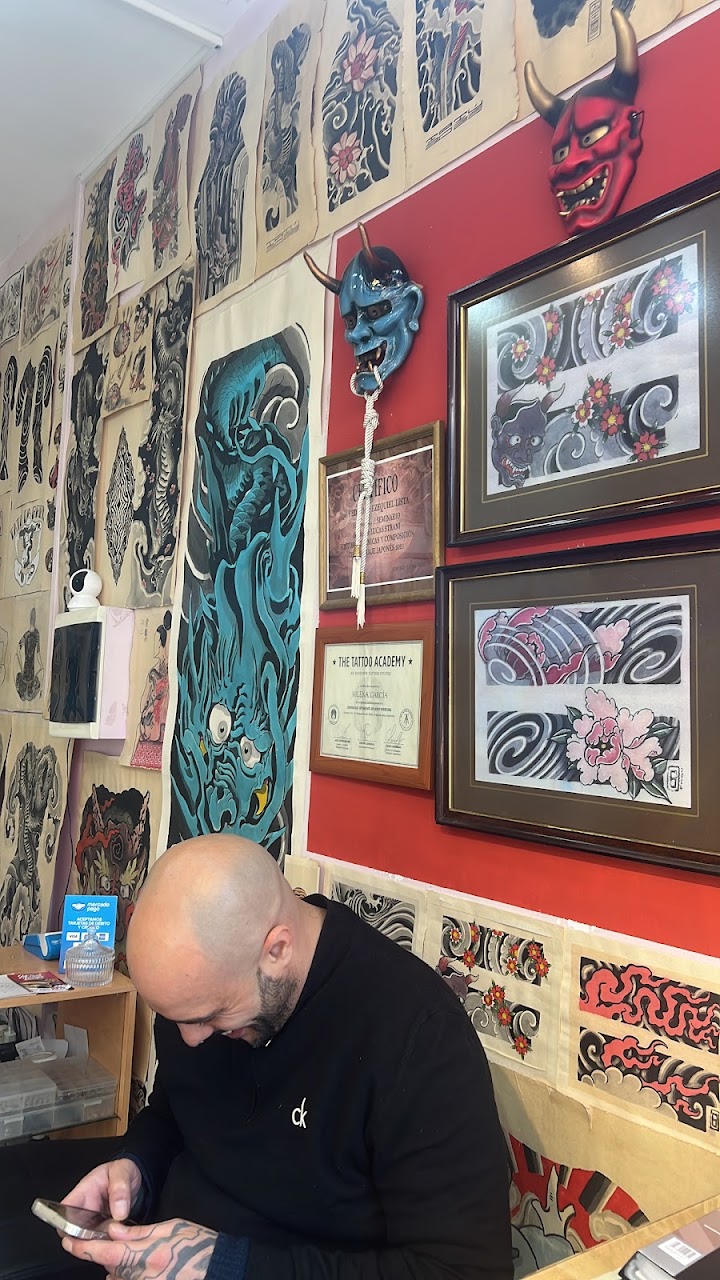 Golden Boy Tattoo Studio Interior Villa Urquiza